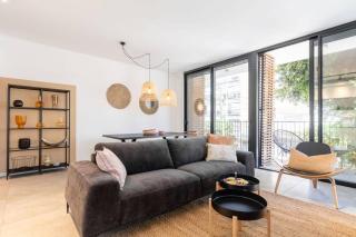 Gordon Beach by Five Stay - 9