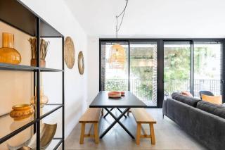 Gordon Beach by Five Stay - 5