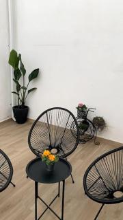 Soleada, amplia y renovada vivienda - Granada - 2