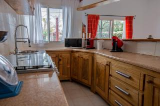 Villa Jacaranda dans Copropriété face au Supermarché Carrefour de Saly avec Piscine Privée et H24 Gardiennage et Parking Prive - Sali Tap - 2