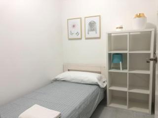 Revamped historic 3 rooms apartment in Barcelona center - Barcelone - 4