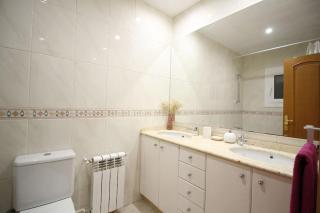 Nice new apartment only 30min to Barcelona center. - Granollers - 2
