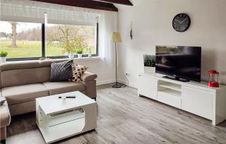 2 Bedroom Lovely Home In Heidesee - Heidesee - 8