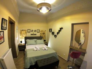 Harmony 2 in Gold - Laurio - 7