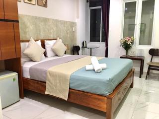 Saigon Cozy Hotel - 1