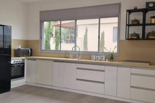 למרגלות הגלבוע - 3