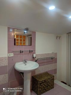 Nella Storica Piazza Carlo III - 4