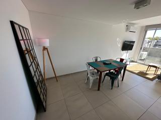 Modern Spacious & Sunny Apartment in Palermo - 9