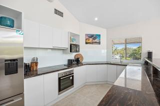 3 235 Gympie Tce Noosaville - 1