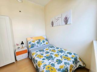 BGC Fresh & Cozy Studio near Burgos Circle with Fast Internet Connection - Manila - 7