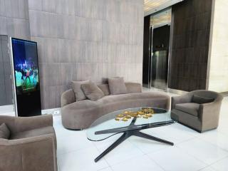 BGC Fresh & Cozy Studio near Burgos Circle with Fast Internet Connection - Manila - 4