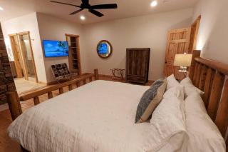 Bel Air of Big Bear - Fun & Tech & Massive Cabin - 2