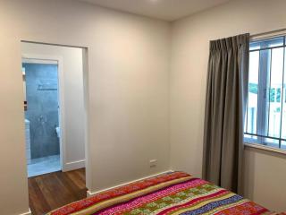 Fully Renovated 3 Bedroom House - Belmont - 3