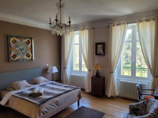Chambres d'Hôtes de luxe Côté Parc-Côté Jardin avec parking privé gratuit - 1