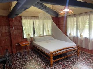 Borbon's Treehouse By the Sea - Mambajao - 3