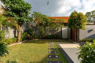 Vast 5bd Villa with Garden and Private Pool 250m to Beach - Seminyak - 1