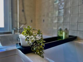 Emerald Lodge Central 3 Bed Parking WI-FI Garden close to centre - Chelmsford - 2