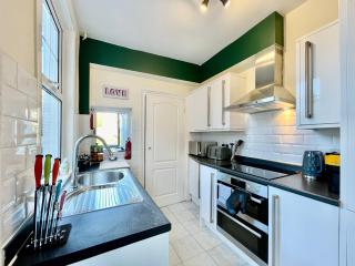 Emerald Lodge Central 3 Bed Parking WI-FI Garden close to centre - Chelmsford - 8