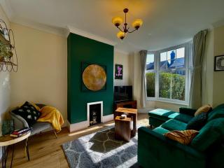 Emerald Lodge Central 3 Bed Parking WI-FI Garden close to centre - Chelmsford - 0