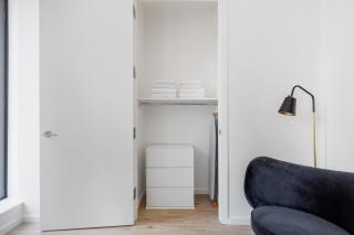 Clinton Hill studio w gym pool wd nr Barclays NYC-1021 - 1