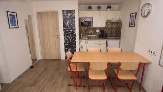 School Apartment - Your Unique Place in Prague by metro Vyšehrad - Prague - 8