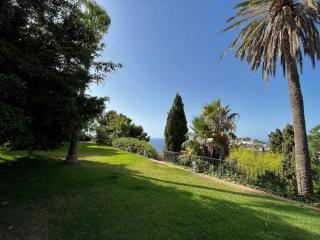 Villa con piscina climatizada y vistas panorámicas al mar - 7