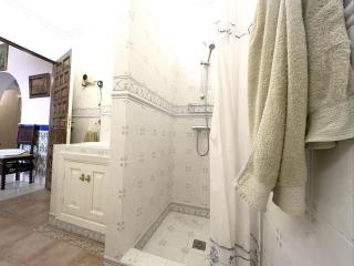 Villa con piscina climatizada y vistas panorámicas al mar - 4