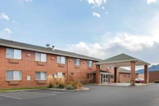 Comfort Inn - Colville - 9