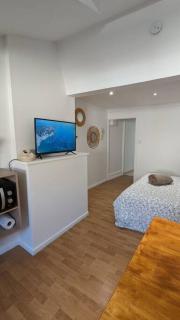 2e Grand Studio Agen Hyper Centre - Clim - Jacobins - Agen - 3