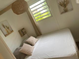 Au cœur du papillon piscine collective en famille - 5