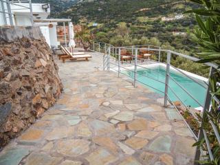 Kampos View - Quiet House at the end of the Road, private pool - 7