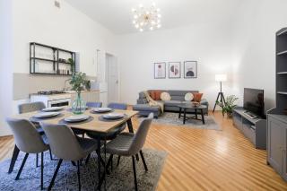 WAWELOVE Piłsudskiego - 3 bedroom apt. with balcony and free parking! - Krakow - 2