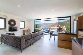 Gorgeous 3 Bedroom Property at Kalamar Bay - 9