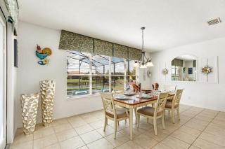 Lakeview 6-Bedroom Retreat with Game Room, Private Pool, Spa & Resort Amenities - Ideal for Families & Groups - Kissimmee - 1