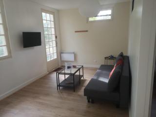 Petite maison avec jardin - 7