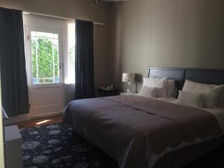 A Stone's Throw Accommodation - Grahamstown - 1
