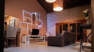 Linda Casa de Campo em condomínio fechado - Novo Hamburgo - 2