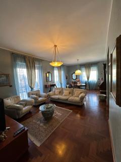 Mamma Mary Apartment - 0