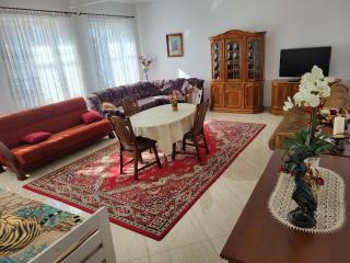 Kwatery pod wieżą - 7