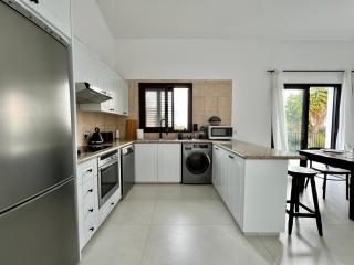 Zeus Holiday Home - Pissouri - 3