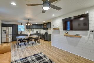 Dog-Friendly Home with Yard and Fire Pit in Midlothian - Midlothian - 0