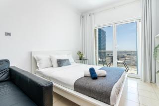 White Sage - Luxurious Studio in JLT With City Skyline View - Dubai - 5