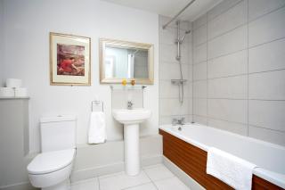 Lazaat Hotel - Hull - 1