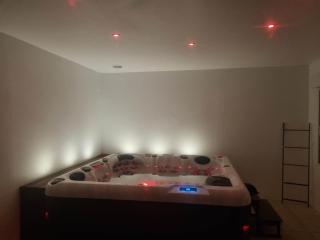 Villa avec piscine, jacuzzi et vue imprenable ! - Herry - 6