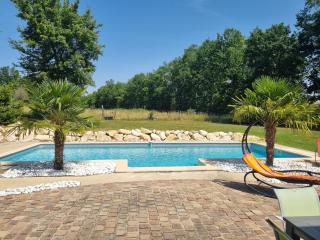 Villa avec piscine, jacuzzi et vue imprenable ! - Herry - 8