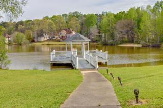Quaint Fayetteville Vacation Rental with Lake Access - 8