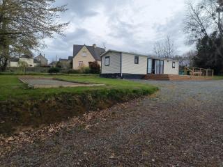 Vacances a la campagne mobil home tout confort , chalet avec barbecue, - Javron-Les-Chapelles - 8