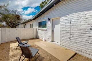 Cherry Avenue Studio - 1