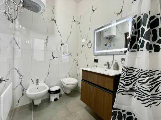 Keon superb studio apartament - Tirana - 1