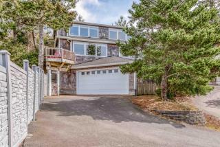 Sand and Sea Beach House - Meredith Lodging - 8